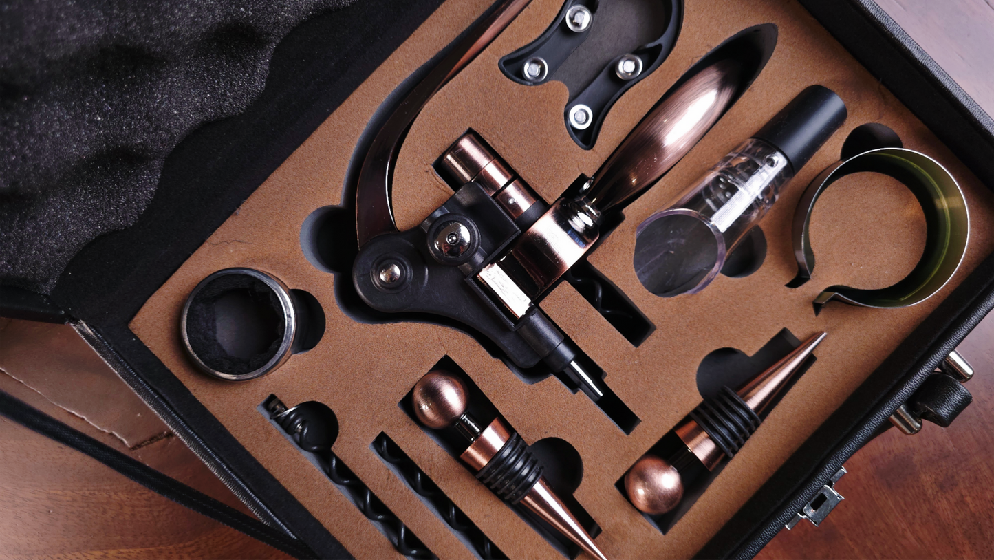 Leather Luxe Edition – Wine Accessory Set